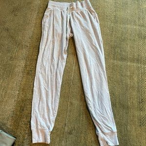 Lululemon to rulu high rise jogger